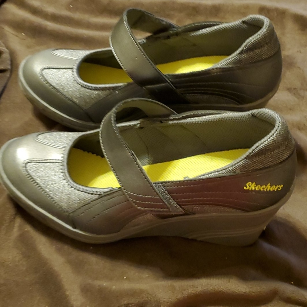 Sketches Like New Only Worn Once Very Comfortable - image 2